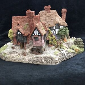 Lilliput Lane Oakwood Smithy Blacksmith